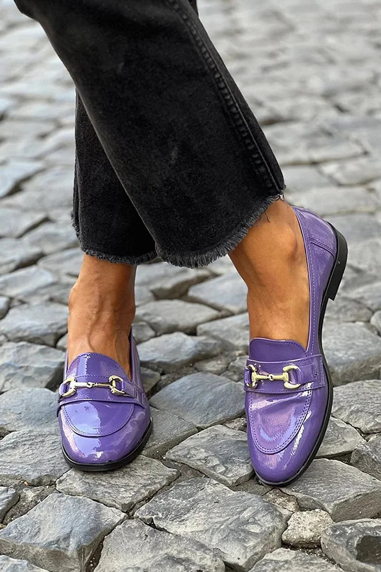 Violette Patchwork-Mokassins mit runder Spitze und Schnalle