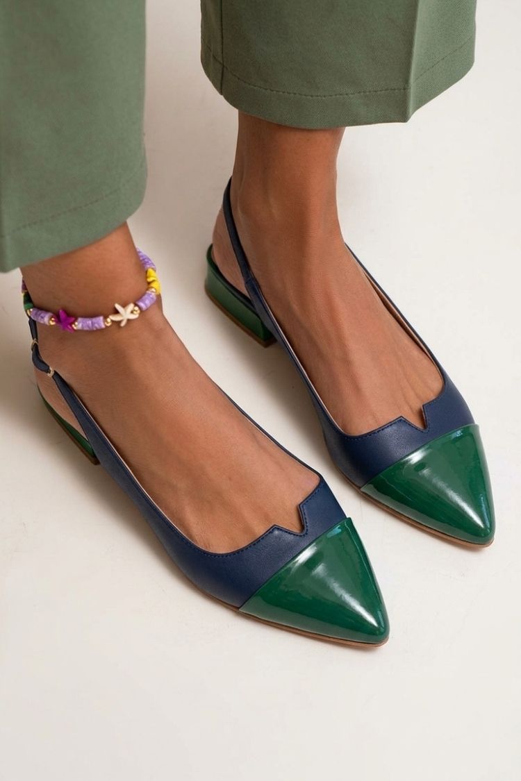Ballerinas Slingback mit Cut-Out, Farbblockdesign, spitzer Kappe und Schnalle
