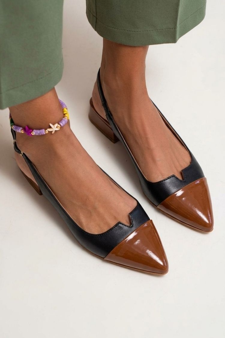 Ballerinas Slingback mit Cut-Out, Farbblockdesign, spitzer Kappe und Schnalle