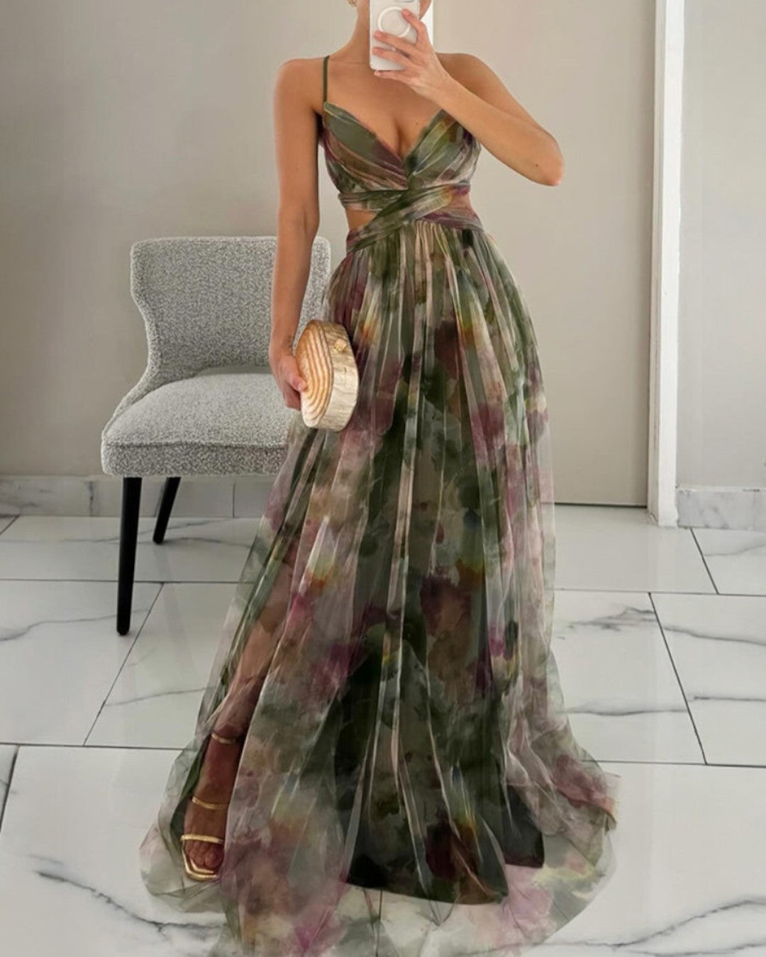Blossom Dream™ – The maxi dress that attracts everyone’s attention