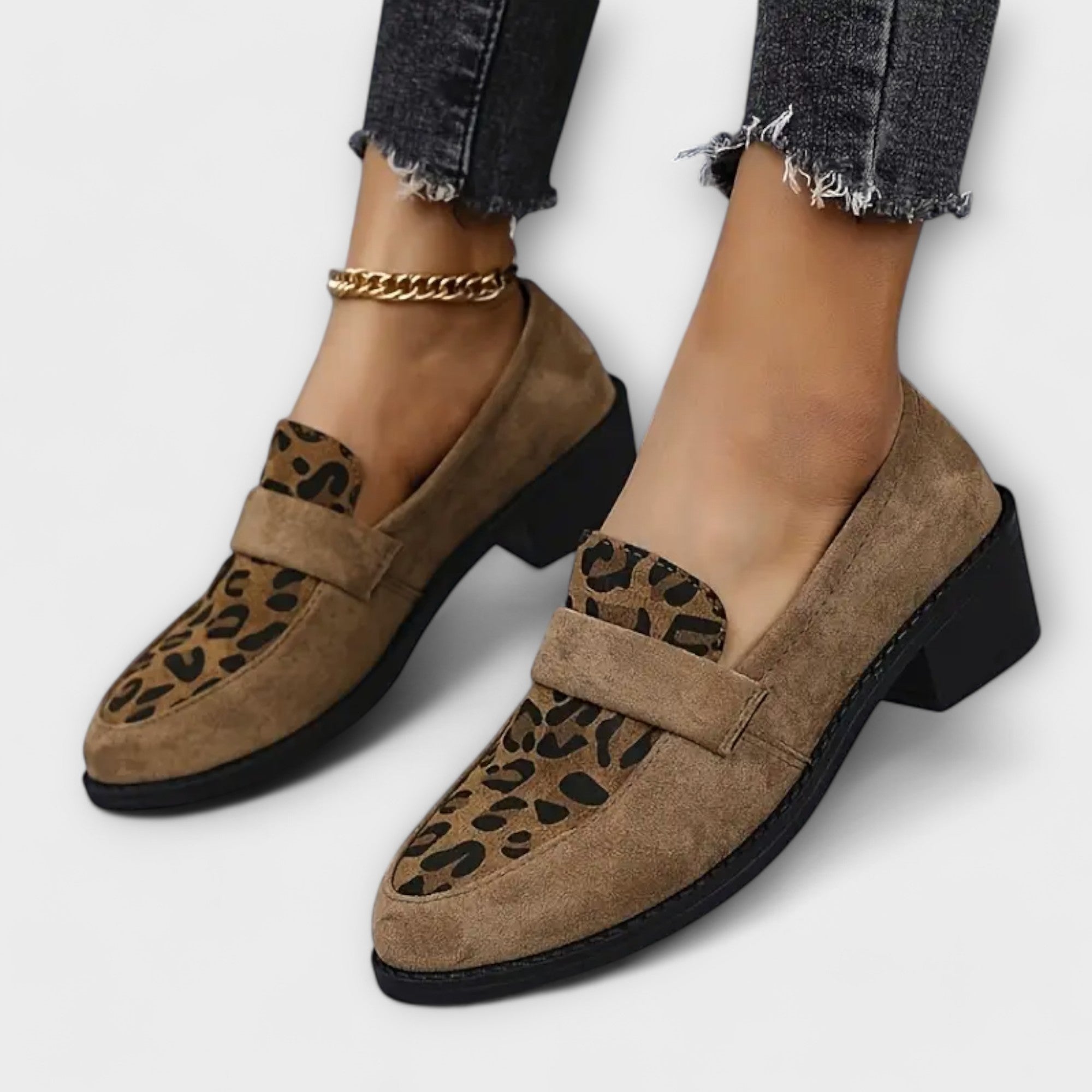 Aurora | Elegant women's shoes in a leopard design