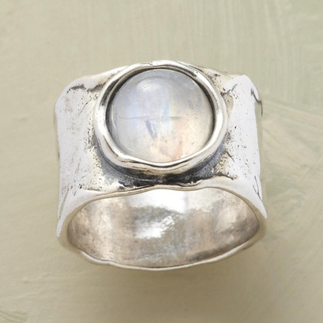 Bague en pierre de lune bohème