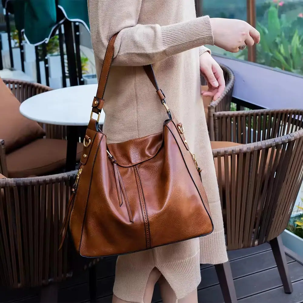 Luxurious leather hobo anti-theft handbag