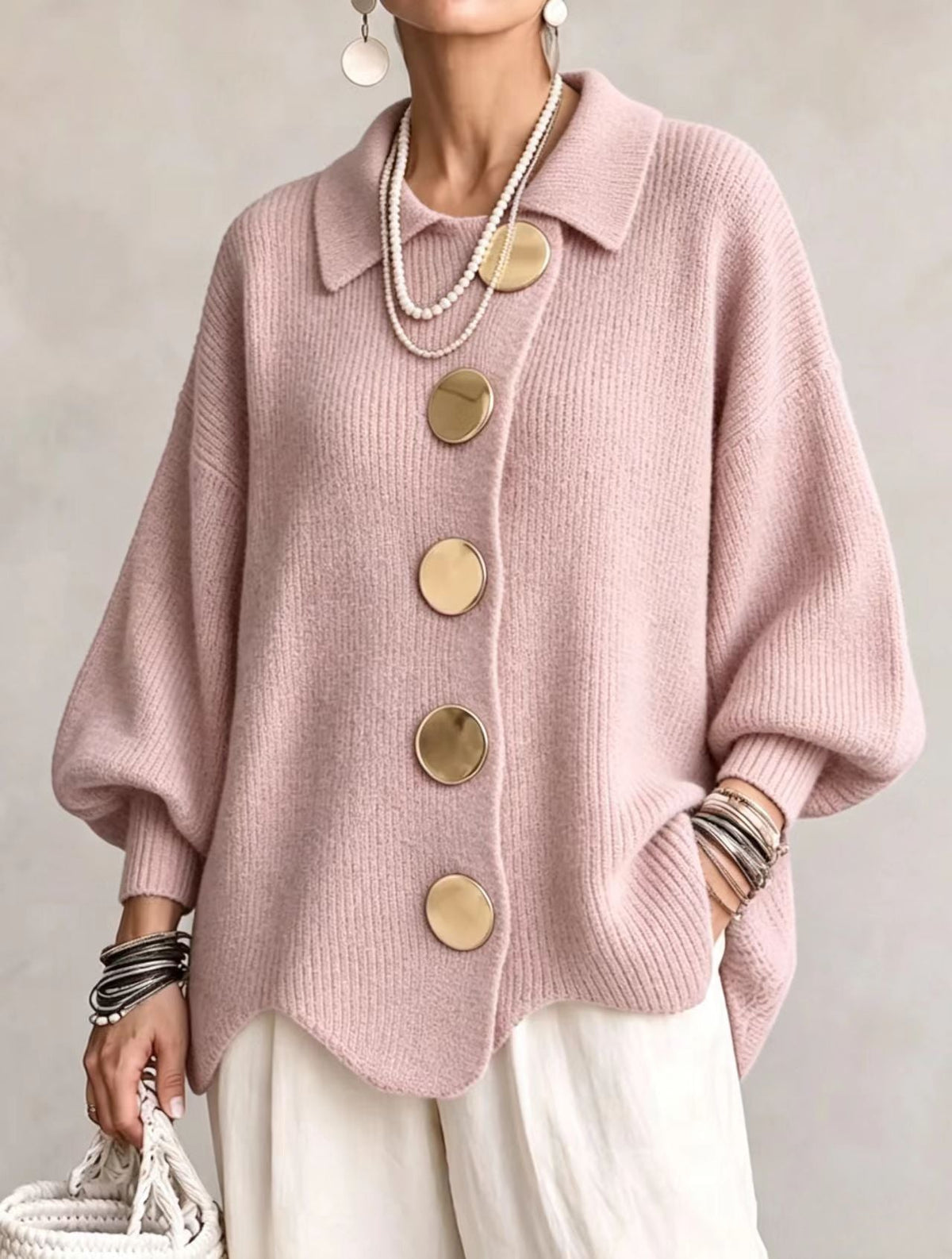 Victoire | Cardigan oversize avec boutons dorés imposants