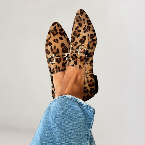 Juul | Elegant moccasins with patterns and fine details