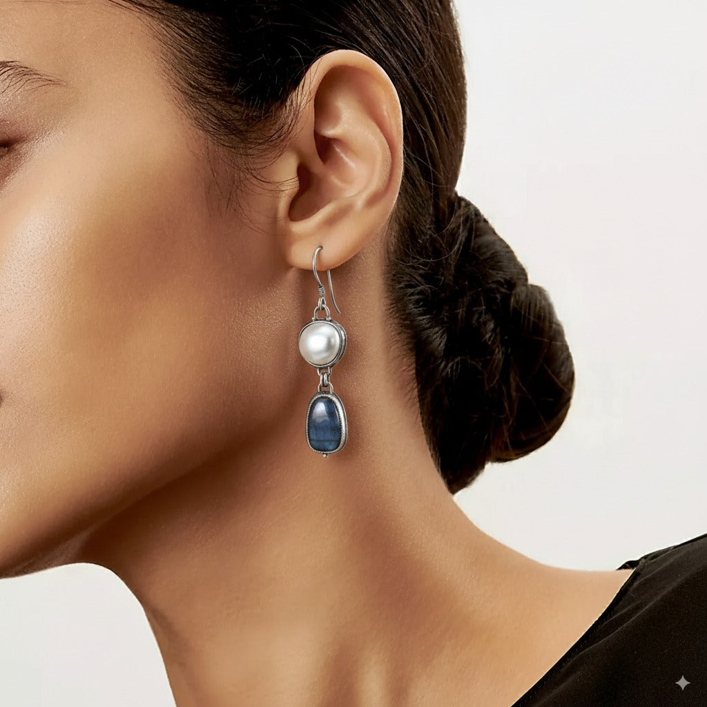 Boucles d'oreilles vintage en argent avec des pierres naturelles