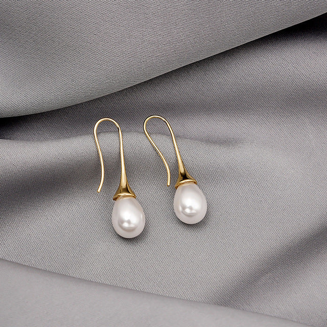 Bijou : boucles d'oreilles pendantes en perles