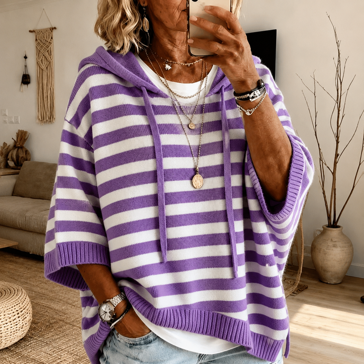 Ana – Pull poncho douillet à rayures violettes