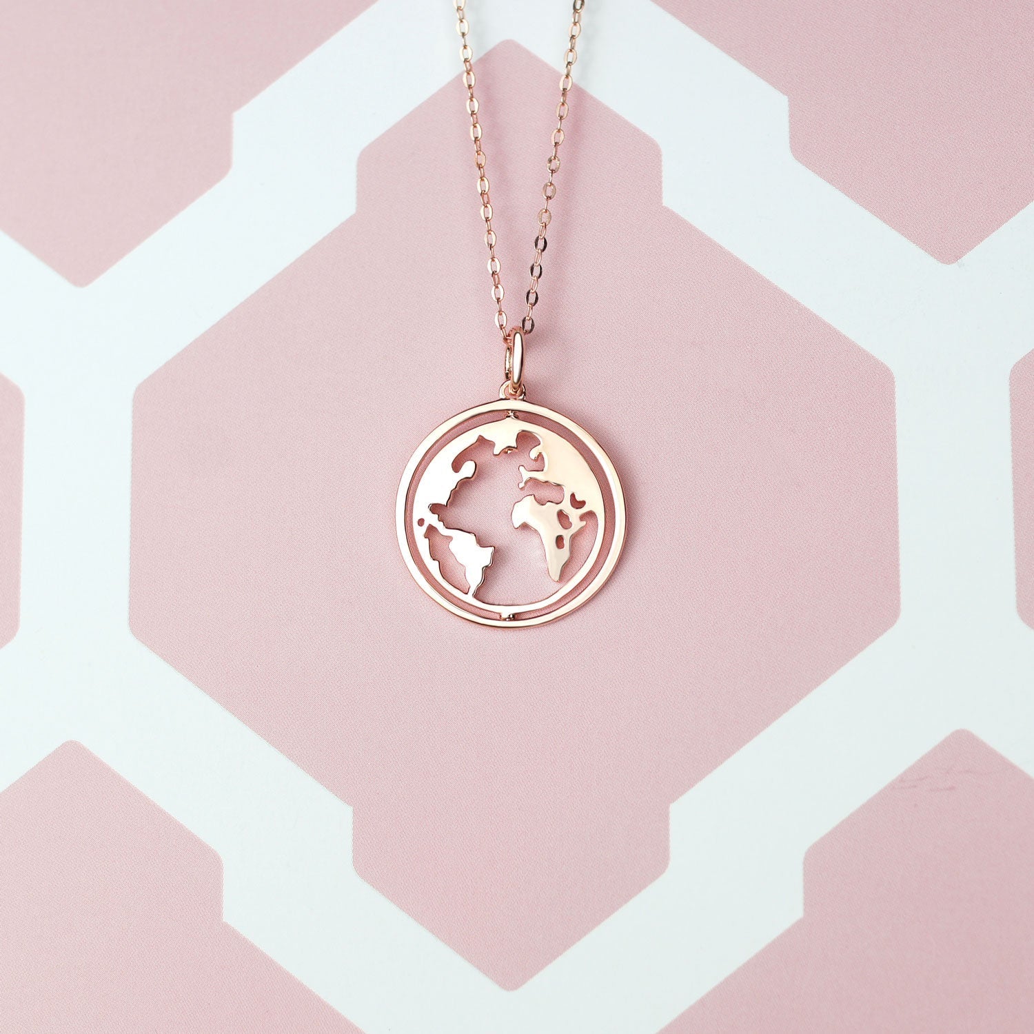 Bundle: BonnyWorld globe necklace + rose gold bracelet