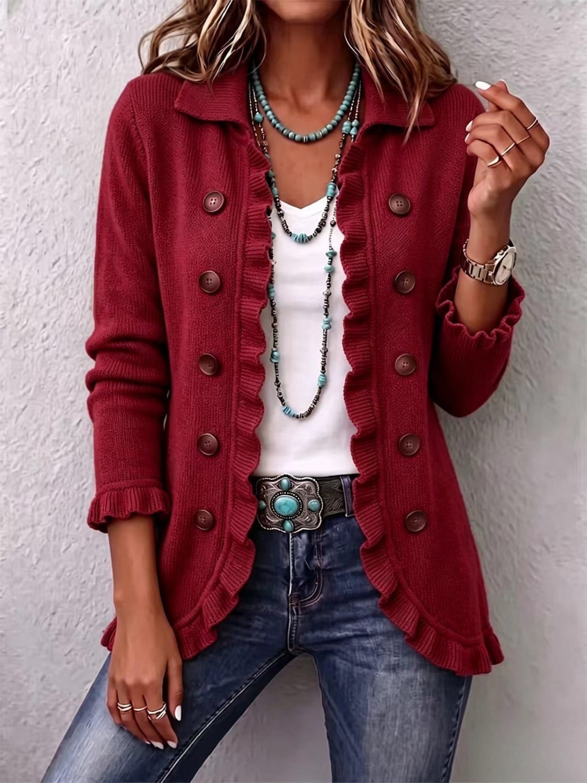 Rosalía | Rubinrote Strickjacke mit Rüschen