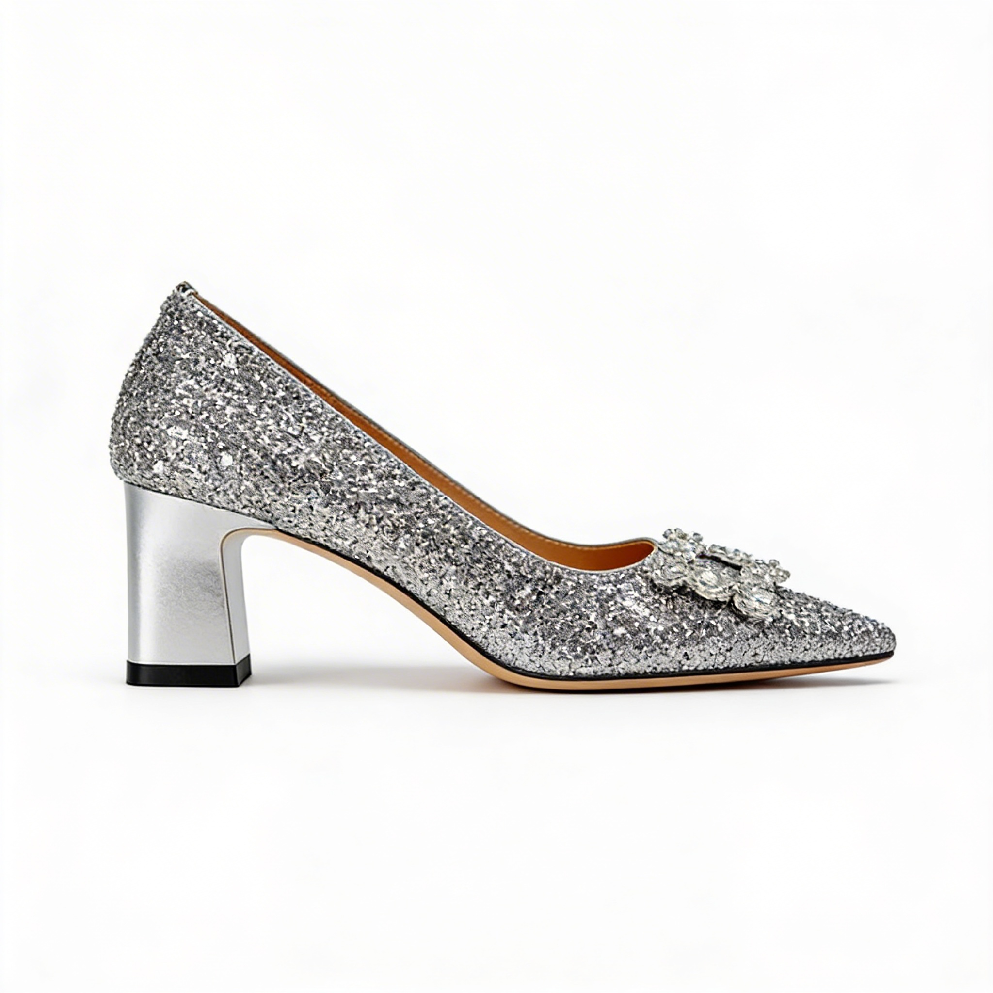 Magdalena | Orthopedic member with brocade accents