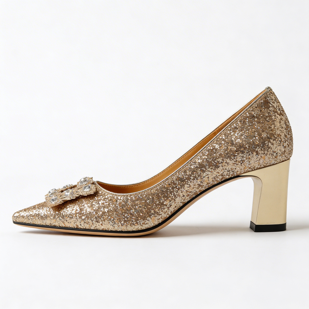Magdalena | Orthopedic member with brocade accents